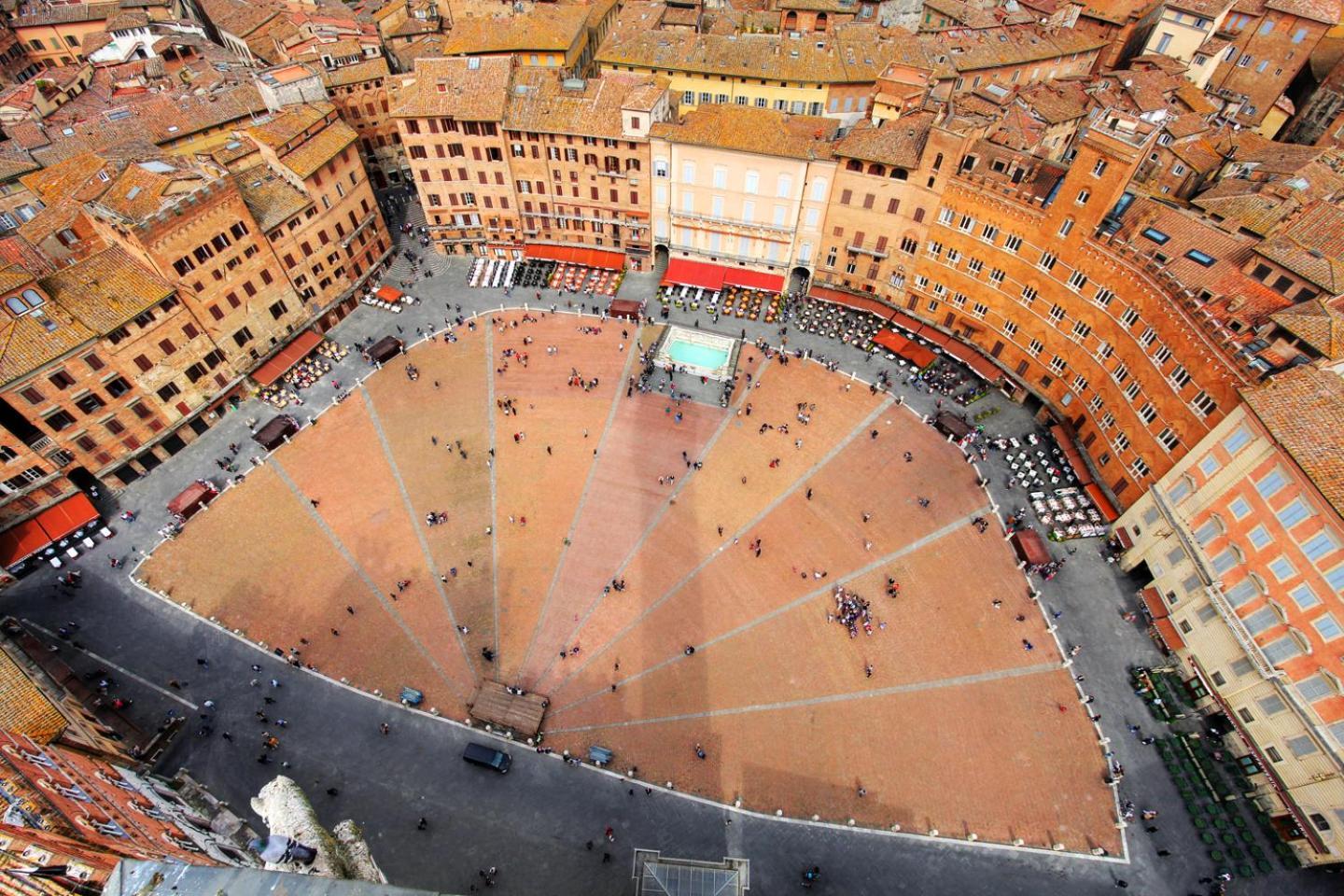 Stilmoderno Nice Apartment In Siena'S Historic Center, Just Steps From Piazza Del Campo Zewnętrze zdjęcie